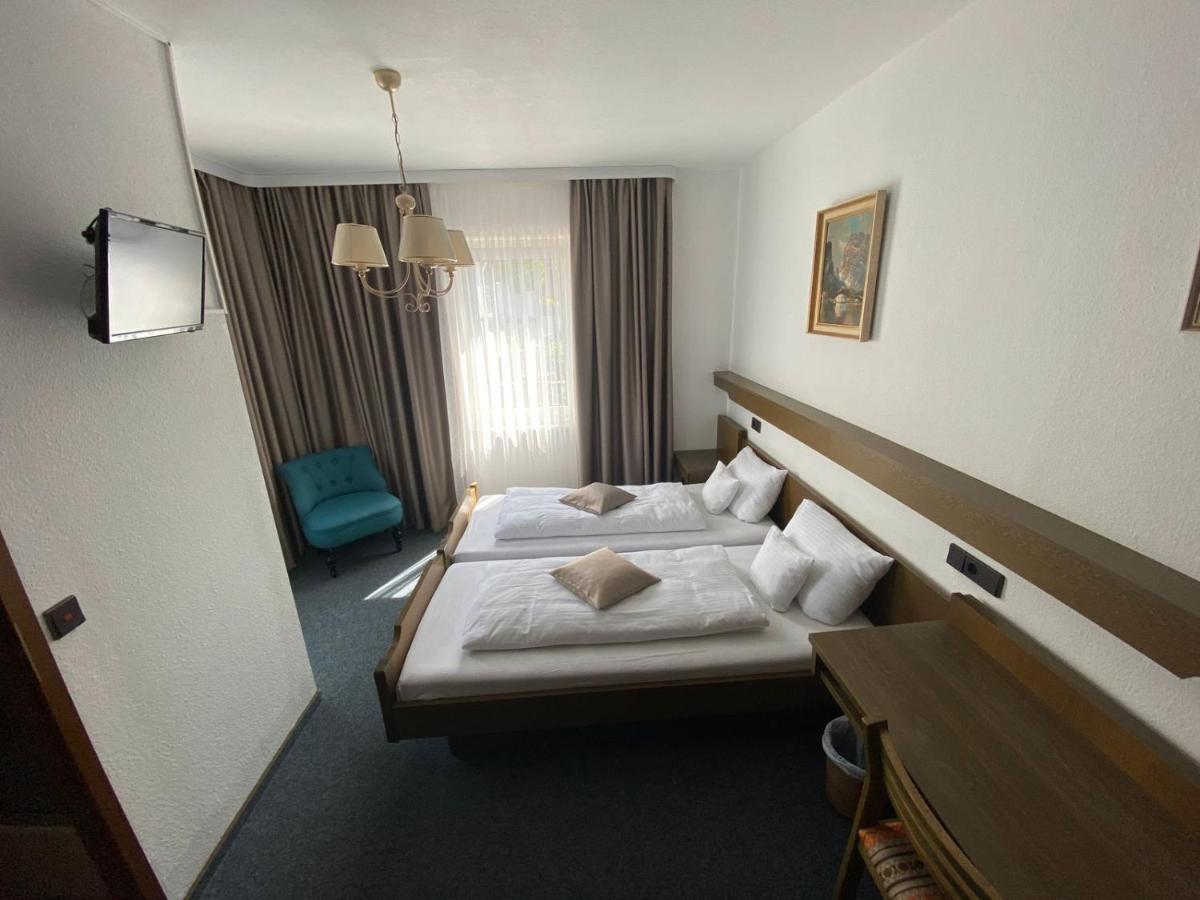 Altes Tor Hotell Filsen Eksteriør bilde